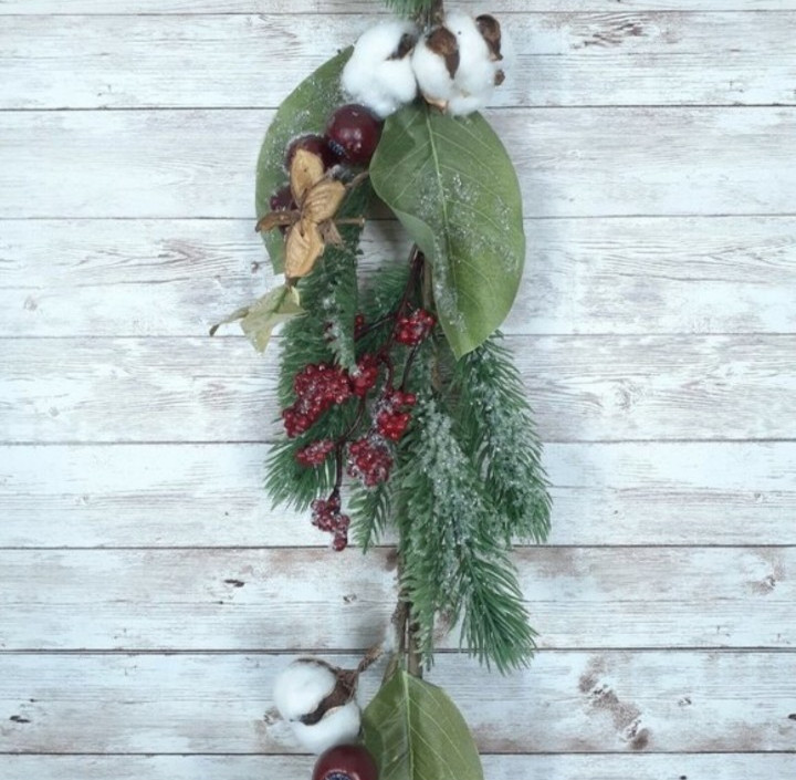 Winter Garland Frosty Evergreen Hypericum Berries Cotton Stems 47 Inch