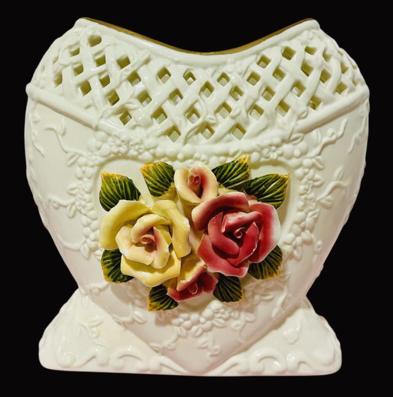 Romantic Heart Planter Porcelain Vase Roses Flowers Cottage Shabby Chic Decor