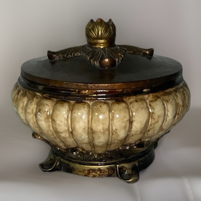 Vintage Alabaster Style Trinket Box w/ Lid Gold Tone Ornate Footed 5”