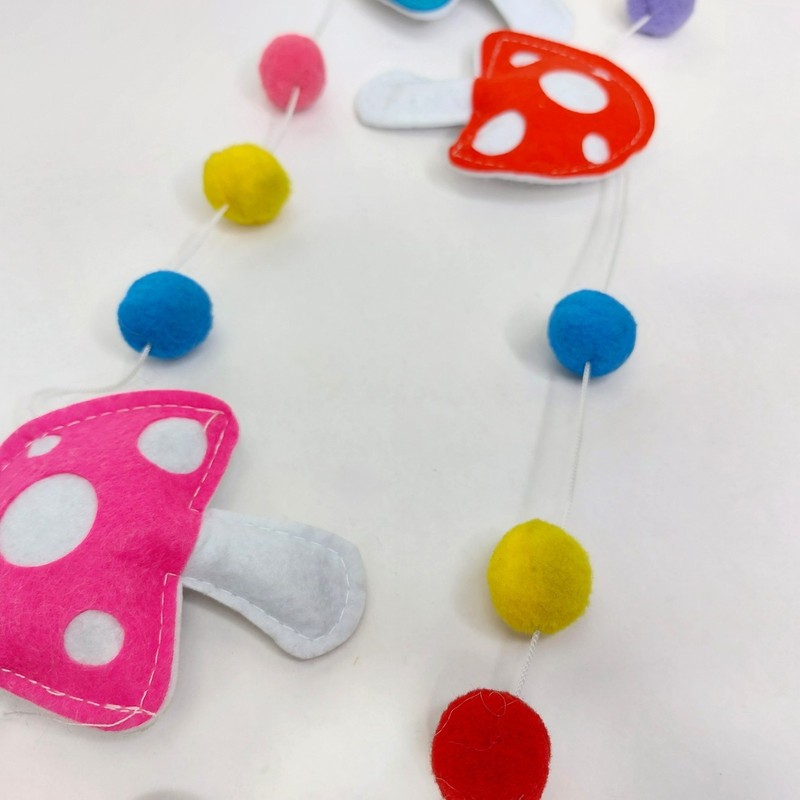 Felt Colorful Mushroom Garland 72 In Toadstool Woodland Nature Cottage Core EUC gallery