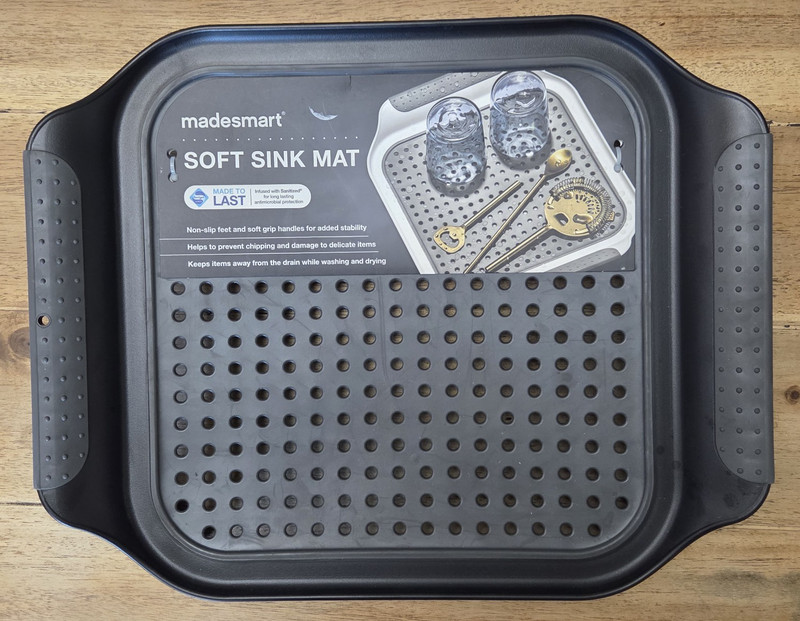 NEW-Madesmart Elevated Soft Sink Mat Ventilation Holes Black w/ Grip Handles