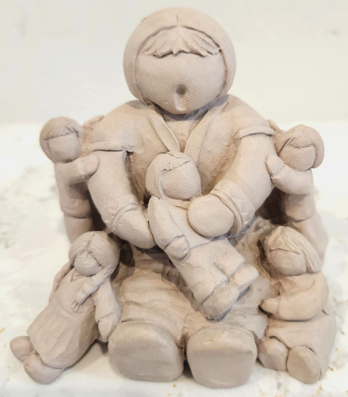 Vintage Austin Prod. Clay Sculpture Mother&Children Bright Eyes Dee Crowley