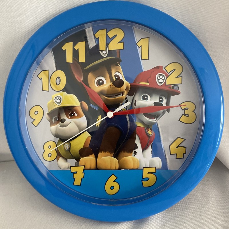 Paw patrol 10 inch blue wall clock G/cond works great