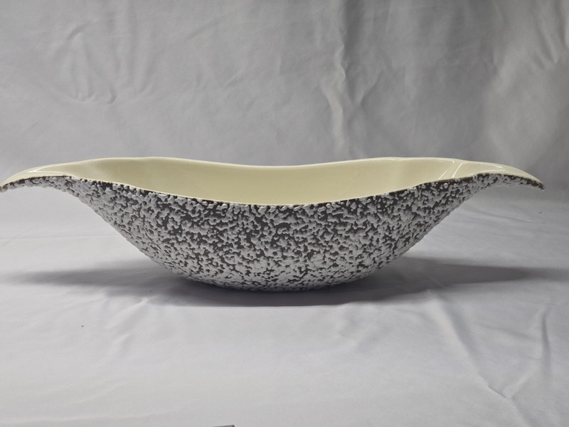 Royal Haeger White Stone Lace Console Bowl Popcorn Lava Texture 18″ USA