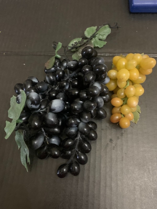 Vintage Autumn Fall Decorative Vinyl Purple and Green Grape Bunch