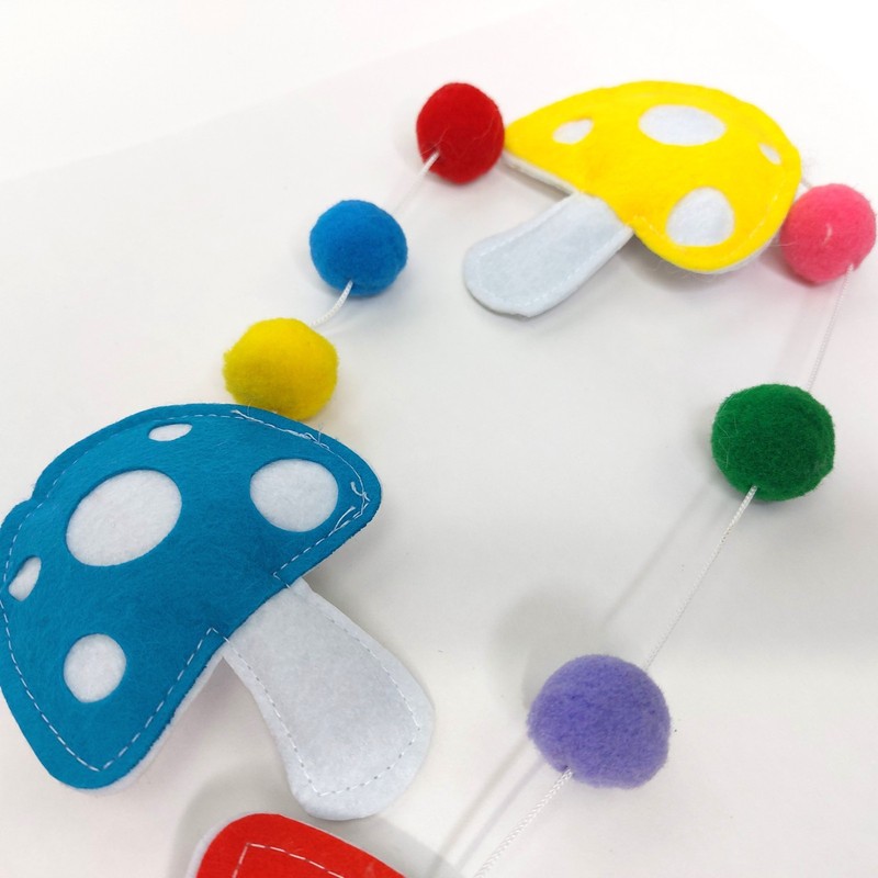 Felt Colorful Mushroom Garland 72 In Toadstool Woodland Nature Cottage Core EUC gallery