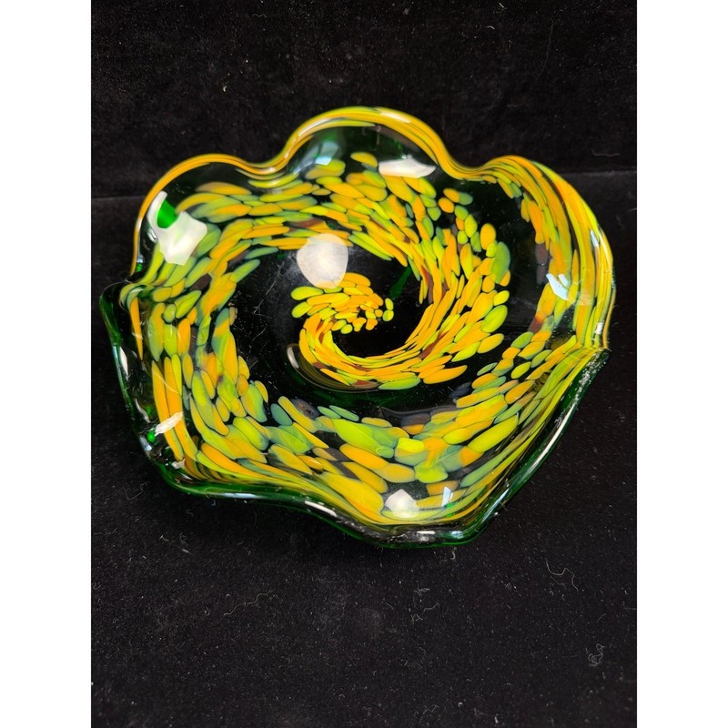 Hand Blown Art Glass Ruffled Bowl Green Yellow Confetti Swirl Handkerchief Edge