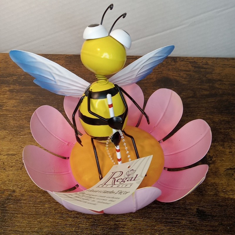 Regal Art & Gift Bee On Flower Tin Yard Decor Pink Flower Straw Decoration